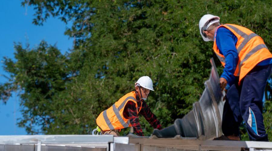 Expert flood damage restoration services in Lonetree, WY